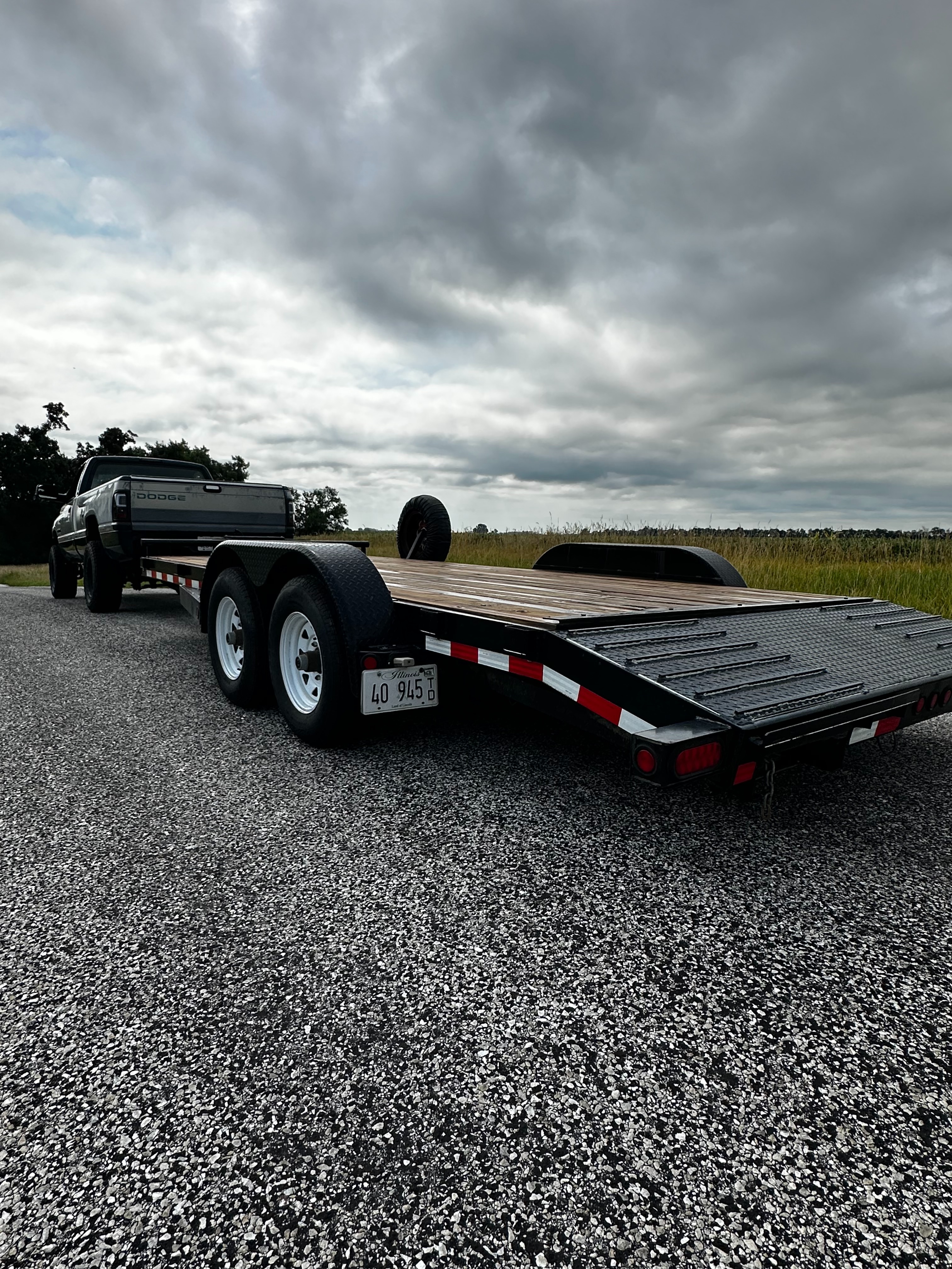 84" x 18' Car Hauler Trailer for rent in Blandinsville, IL - photo 2